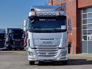 DAF 440 SpaceCab 4x2 - Full spoiler - Alloy wheels - Air horn - Light bar - Image 2