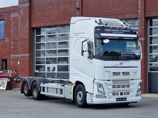 Volvo 13.500 Globetrotter XL 6x2 - BDF - Retarder - I parkcool - Full air - 4.90 WB - Thumbnail 1