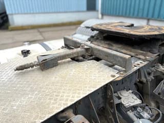 Mercedes-Benz 1848 LS (MP1) 4x2 TRACTOR (EPS WITH CLUTCH / RUDUCTION AXLE / HYDRAULIC KIT / AIRCONDITIONING / ETC) - Image 12