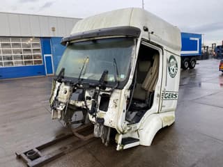 Renault Cabine - Image 3