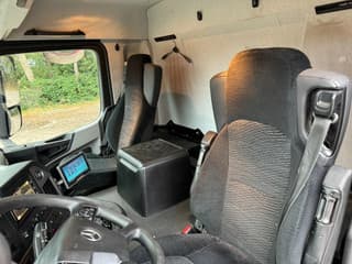 Mercedes-Benz 4X2  4 UNITS EURO 6 DHOLLANDIA LIFT - Image 19