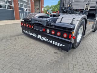 Scania S560 Highline 4x2 - Like new - Night clima - Full air - Custom bumper - Lightbar - Image 28