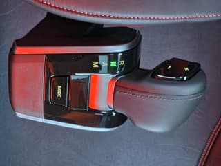 Volvo FH 2025 - 16.780 Aero XL 6x2/4 - New - Full spec - Retarder - I parkcool - Performance - Leather -BUFFL interior afbeelding 32