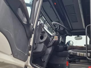 Scania R124-420 Topline 4x2 - Full air - Opti Cruise - Trailer Hitch - Image 9