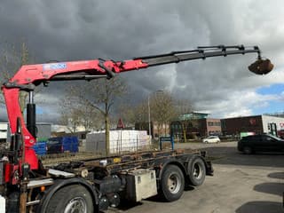 MAN 35.440 8X2 - EURO 4 + HMF 2620K-RC 2018! + REMOTE + HYDRAUTO CABLE LIFT + LIFTING AXLE - Image 5