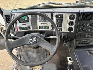 MAN FNL-T (6-CILINDERHEADS) 6x4 CHASSIS (EURO 2 / ZF16 MANUAL GEARBOX / REDUCTION AXLES) - Image 6