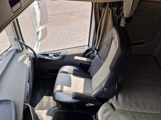 Volvo 13.500 Globetrotter XL 6x2 - BDF - Retarder - I parkcool - Full air - 4.90 WB - Image 21