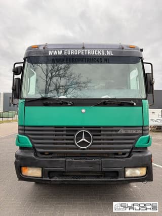 Mercedes-Benz 3240 - Image 8