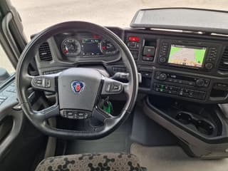 Scania S560 Highline 4x2 - Like new - Night clima - Full air - Custom bumper - Lightbar - Image 13