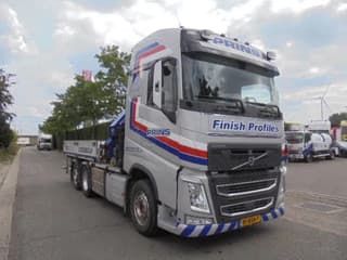 Volvo 420 6X2 NL TRUCK - Image 9