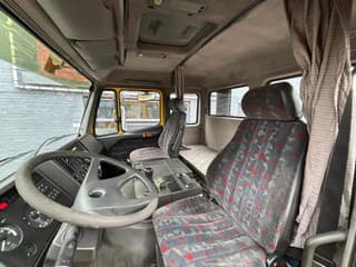 Mercedes-Benz 4X2 steel/air   top condition 0nly 372170 km original EPS - Image 10