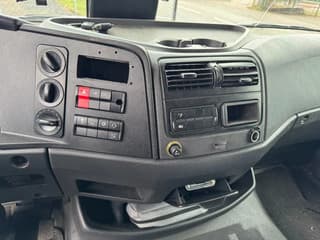 Mercedes-Benz 1016 4X2 - EURO 6 + DHOLLANDIA LIFT - Image 17
