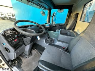 Scania 380 8x4, Manual, Steel suspension - Image 5