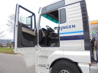 MAN 26.500 XXL 6X2 SMART TACHO 20X IN STOCK - Image 11