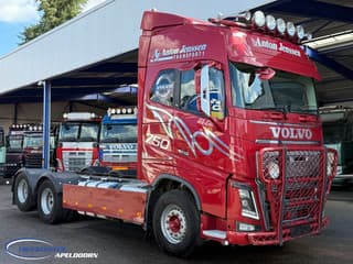 Volvo 750 - Thumbnail 1