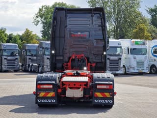 Volvo 13.540 Globetrotterl XL 6x4 - Royal - Retarder - Full air - 3.40 WB - Low KM - Image 6