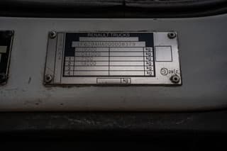 Renault PREMIUM 340 DXI // HAYON RETRACT - Image 17