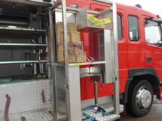 Volvo 330 pk  2000 LITER WATER TANK KRONEBURGPUMP - Image 2