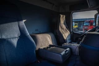 Volvo FM340+POUSSIN/CHICKEN/KUIKEN/KÛKEN - Image 17