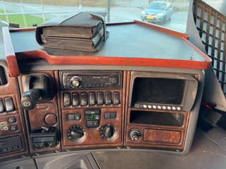 Scania P420 4X2 - EURO 5 + MANUAL GEAR + VBG VANGMUIL - Image 10