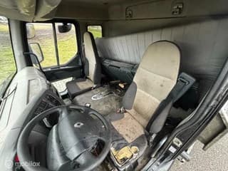 Renault 2008 AIRCO / HIAB KRAAN / PLATEAU - Image 17