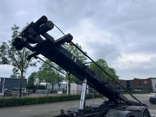 MAN 35.440 8X2-4 + HIAB 220C-5 REMOTE + CABLE LIFT AUTOMATIC - Image 14