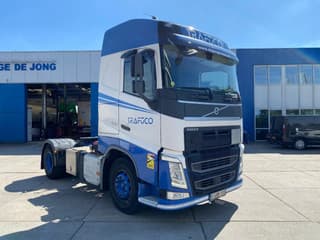 Volvo 13.420 Globetrotter / ADR + PTO / Stand Airco - Image 3