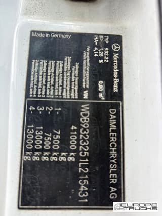 Mercedes-Benz 4141 - Image 9