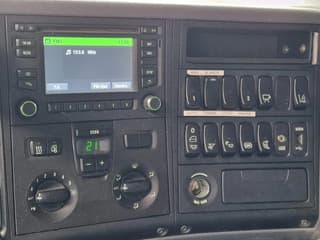 Scania P450 6x4 HUB reduction - PTO/Hydraulic - Euro 6 - Opti Cruise - Low KM - Image 17