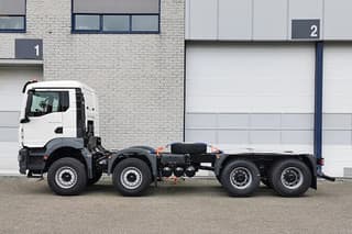 MAN 41.400 BB CH Chassis Cabin - Image 4