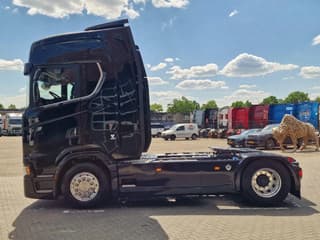 Scania 590S V8 NGS Highline 4x2 - New - Facelift - Full spec - Retarder - Leather - Full air - Image 4