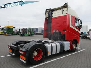 Volvo 420PK GLOBEROTTER - Image 4
