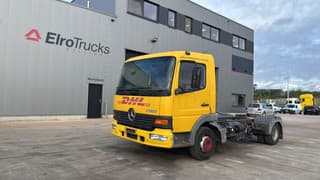 Mercedes-Benz 815 - Thumbnail 1