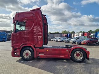 Scania S500 NGS Highline 4x2 - Retarder - Night clima - Full air - Custom interior - Full spoiler - 2 tank - Image 4