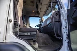 Renault KERAX 380DXI+E5+PK18TM/3EXT - Image 12