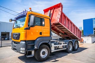 MAN 33.440 BB TIPPER / TRACTOR - Thumbnail 1