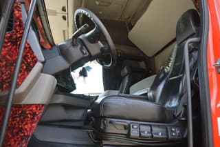 Scania R450 NGS 4x2NB - RETARDER - NEW TACHO - FULL AIR - PARK. AIRCO - PTO - LEATHER SEATS - 2 x FUEL TANKS - EXCELLENT CONDITION - - Image 4