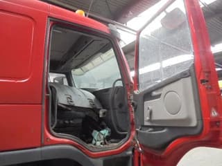 Volvo 380 ENGINE NOT OK ONLY PARTS NL TRUCK - Image 19