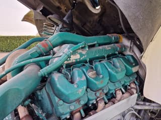 Scania 420 V8 - Old timer - Clean chassis/cab/interior - Dutch registration - Image 36