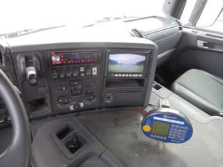 Scania P400 6X2 - Image 18