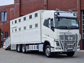 Volvo FH 16.750 6x6 2 Sock Livestock,