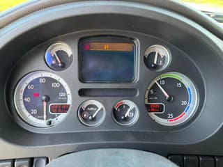 DAF 4X2 SKIRTS ADR RETARDER STANDKLIMA - Image 13
