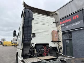 Volvo 12.460 4X2 Globetrotter steel/air retarder - Image 3
