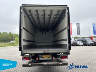 Scania 230 4X2 Meat Truck + Laadklep - Image 13