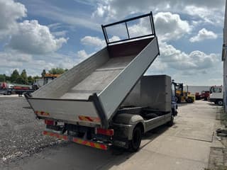 Mercedes-Benz 815 4X2 3 WAY KIPPER FULL STEEL MANUAL GEAR - Image 3