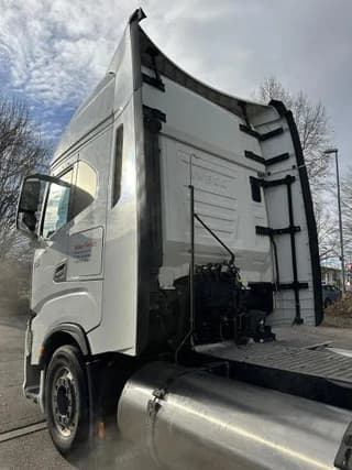 Iveco S-Way*460*LNG*Retarder*2 Tanks - Image 5