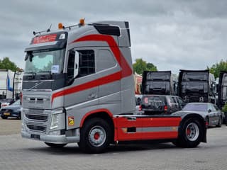 Volvo 13.460 Globetrotter 4x2 - PTO/Hydraulic - 2x tank - Fridge - Full spoiler - Image 3