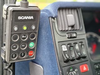 Scania T580 V8 Topline 6x2 - Original Scania Hauber / Torpedo - Manual gearbox - Show truck - Retarder - Image 16