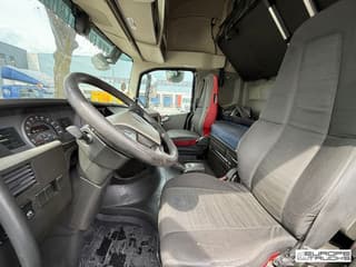 Volvo 500 - Image 8