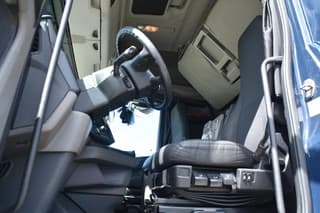 Scania S450 NGS 4x2NB - FULL AIR - 787 TKM - RETARDER - PARK. AIRCO - 2 x FUEL TANKS - TOP CONDITION - - Image 4